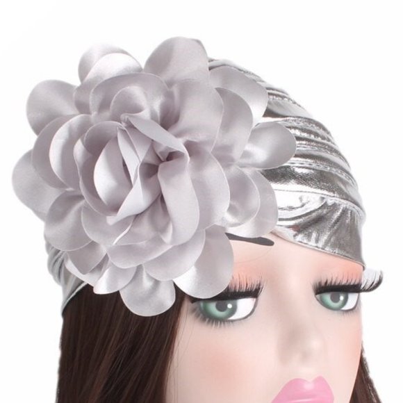 Silver Turban - Picture 1 of 2